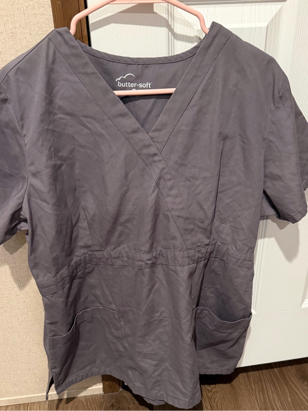 Butter-Soft Scrub Top in Charcoal and Blush